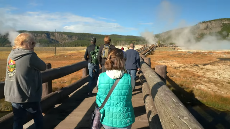 yellowstone hiking