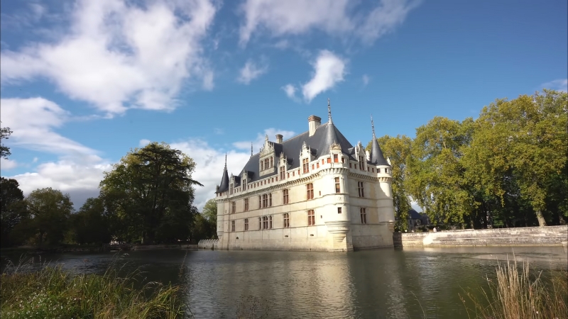 A Scenic View of A Château in The Loire Valley, Ideal for Couples Seeking a Romantic Getaway